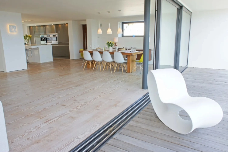 Image of Salthouse